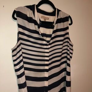 Banana Republic silk sleeveless blouse size Large